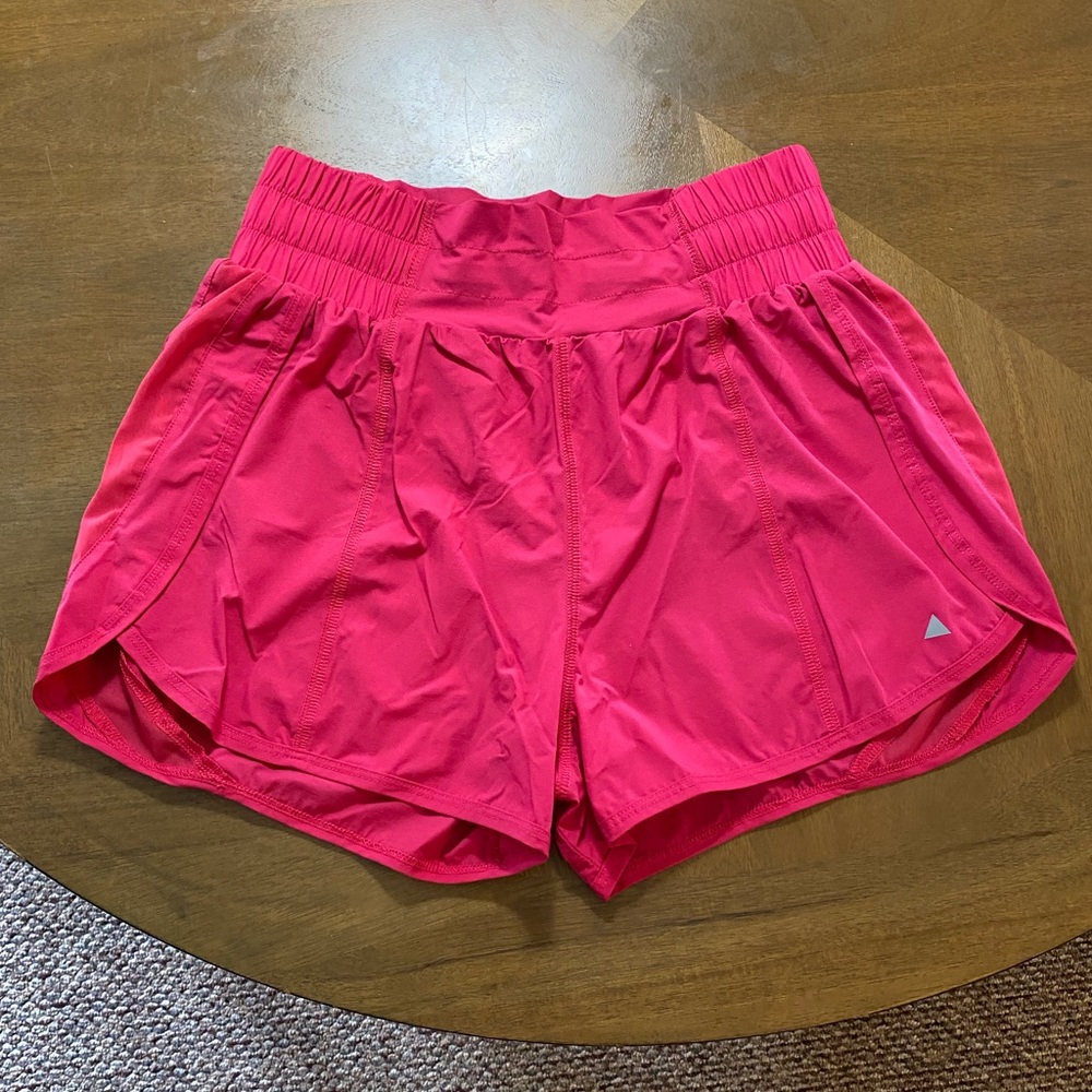 Balance Athletica Breeze Shorts Hibiscus